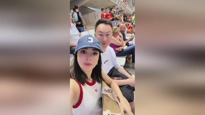 婆要400万后离婚还当女儿面给小三献吻麻将胡了2试玩模拟器CBA教练出轨找老(图4)
