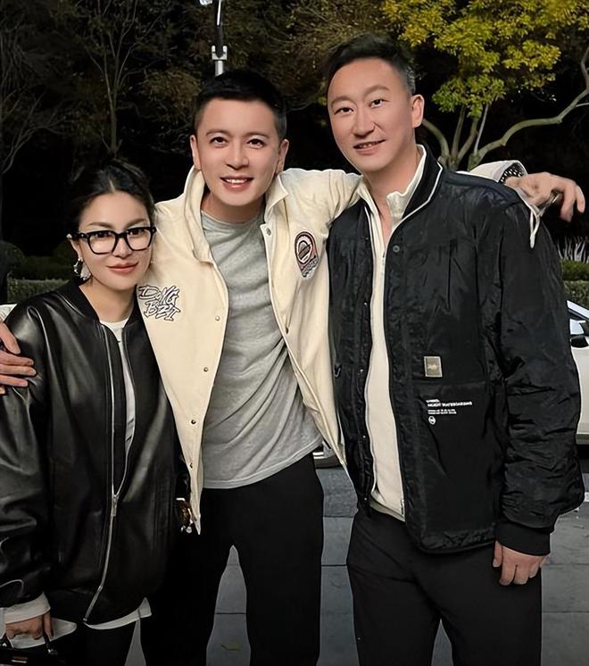 婆要400万后离婚还当女儿面给小三献吻麻将胡了2试玩模拟器CBA教练出轨找老(图8)