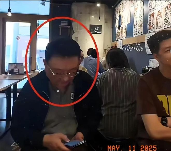 曝光脸色发黑引发担忧金龟子美容很享受麻将胡了试玩61岁王宁日本换血手术(图4)