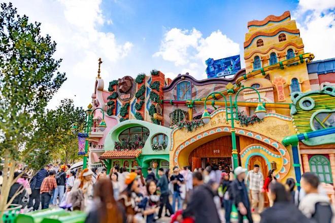 章已启美妆、香氛与腕表共赴闪耀时刻麻将胡了网址“伊”手快报 节庆序(图12)