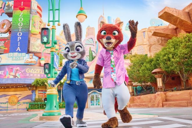 章已启美妆、香氛与腕表共赴闪耀时刻麻将胡了网址“伊”手快报 节庆序(图24)