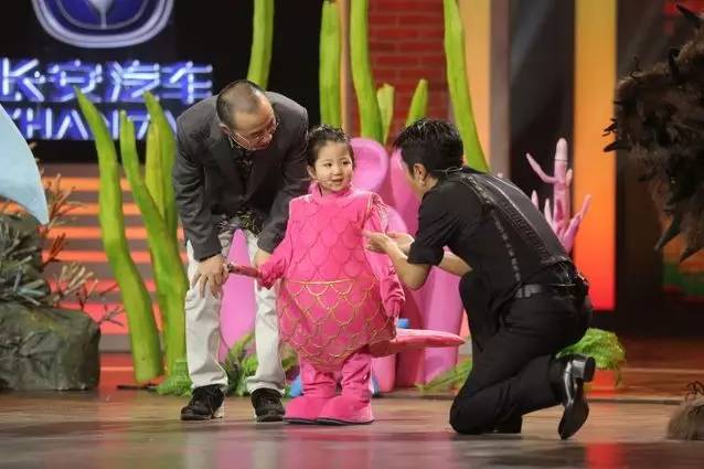 就天生喜剧人的不是幽默天性而是生长环境PG麻将胡了2试玩东北萌娃集体开挂造(图24)